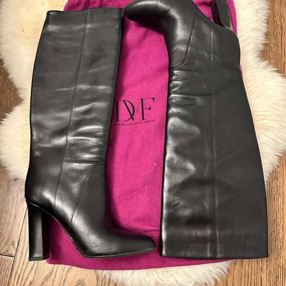 Diane Von Furstenberg Leather Boots EUC - Picture 3 of 9